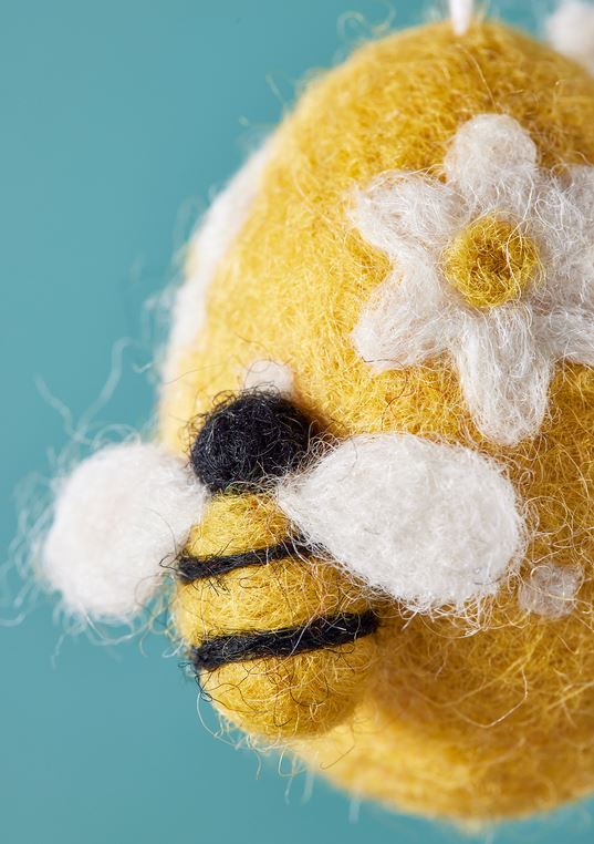 Felt Easter Decoration - 'Bumble Bees on an Easter Egg'