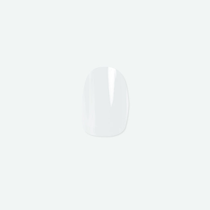 Angelfish | Round | Extra Short pale icy blue press-on nail in round shape for easy at-home manicure and quick mani application