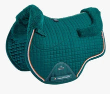Close Contact Merino Wool European GP/Jump Square saddle pad