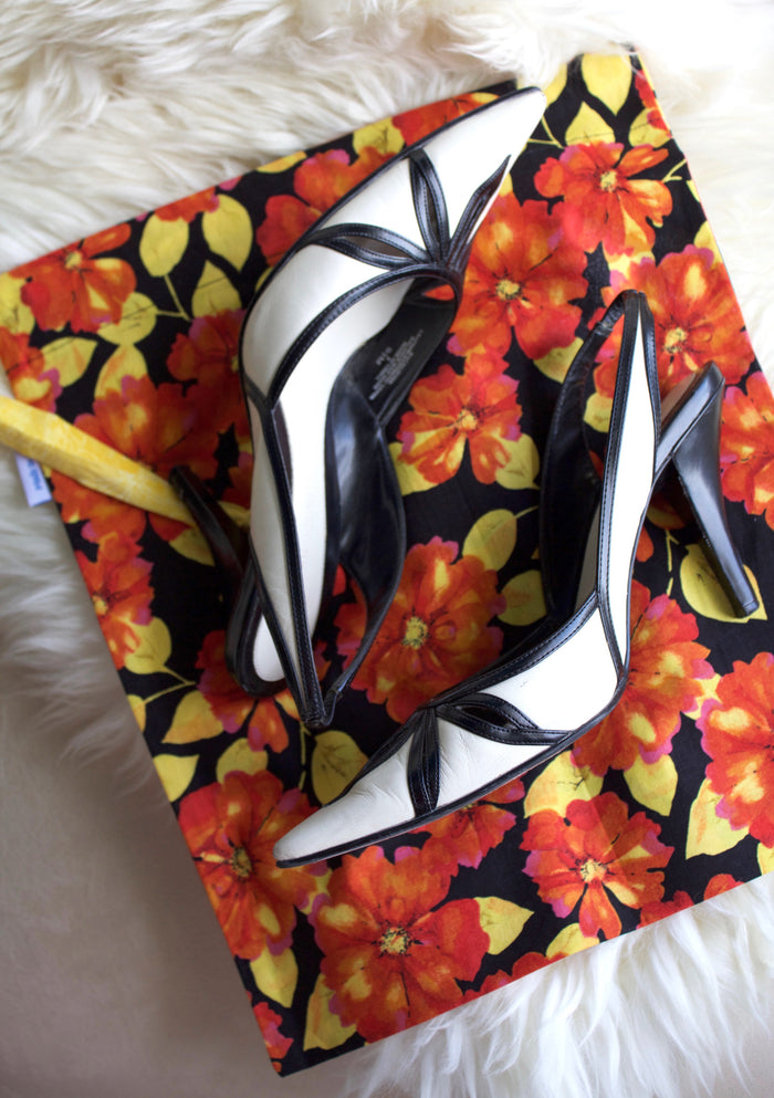 Cottage Rose Drawstring Travel Bag-The Blue Peony-Category_Drawstring Bag,Color_Black,Color_Orange,Color_Yellow,Department_Personal Accessory,Pattern_Floral