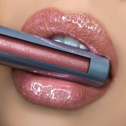 Fashion Week | Multifaceted Rose Gold | Runway Rogue