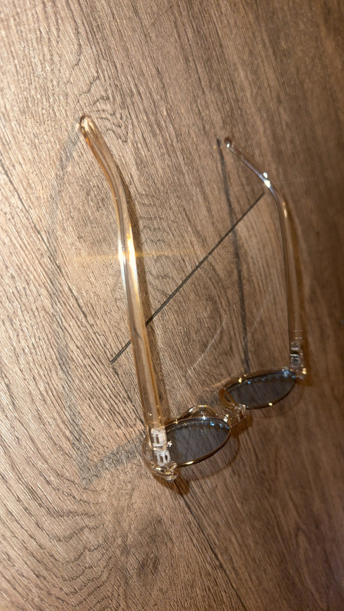 Frostbite Sunnies ❄️🥶🕶️