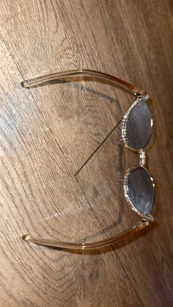 Frostbite Sunnies ❄️🥶🕶️