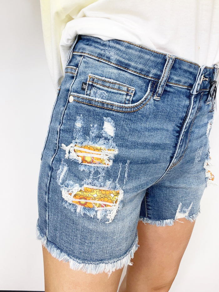 High-Waisted Printed Pocket Lining Cutoff Shorts
