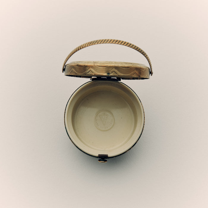 Kigu “Bouquet” Basket Compact