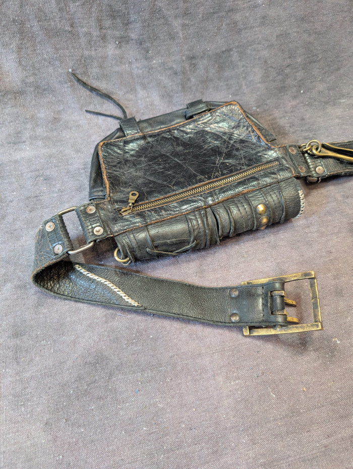 KMRII JAPANESE LEATHER BRAND HIP BAG