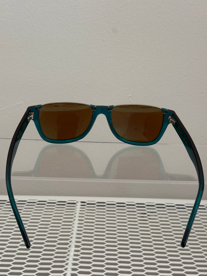 Lanvin Lloyd sunglasses with sleek black frames and tinted lenses, stylish accessories for sun protection and fashion.