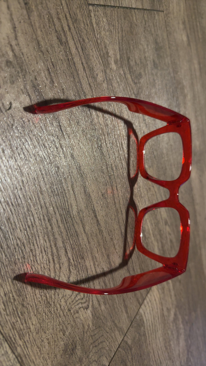 Runway Red Eyewear ❤️‍🔥