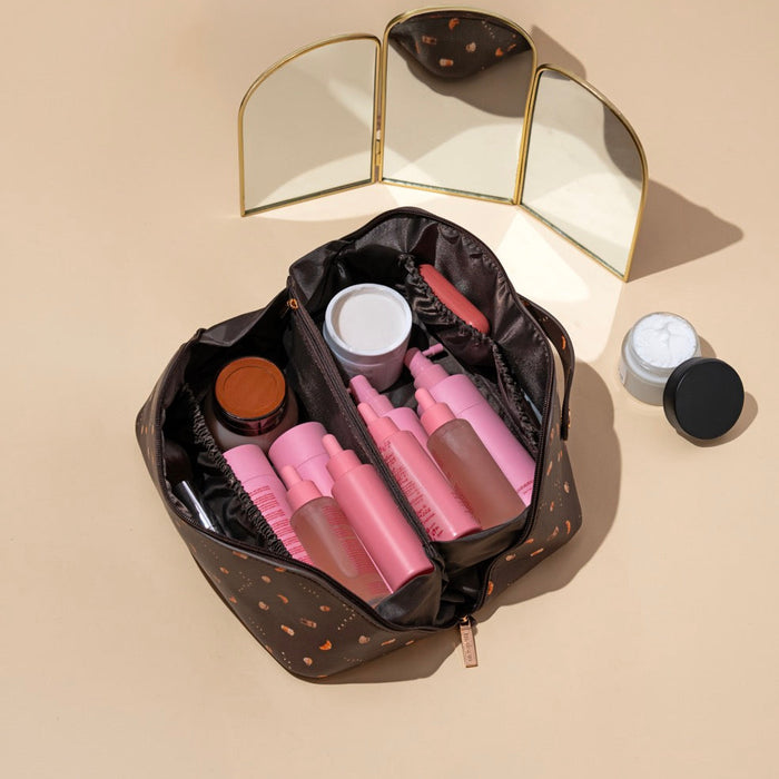 Makeup bag with interior organization pockets