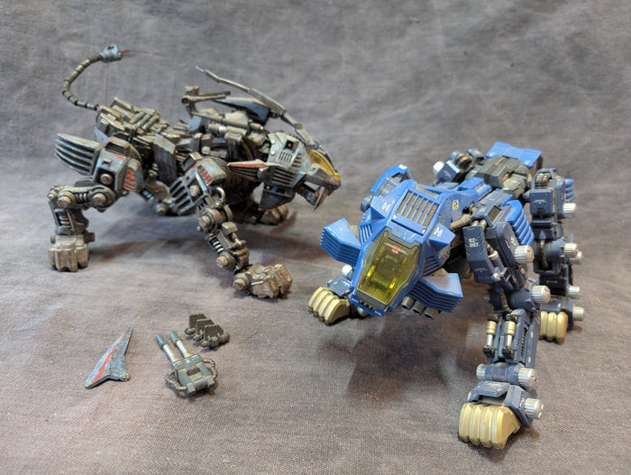THREEZERO AND DIECAST BANDAI LIGER POSEABLE FIGURES