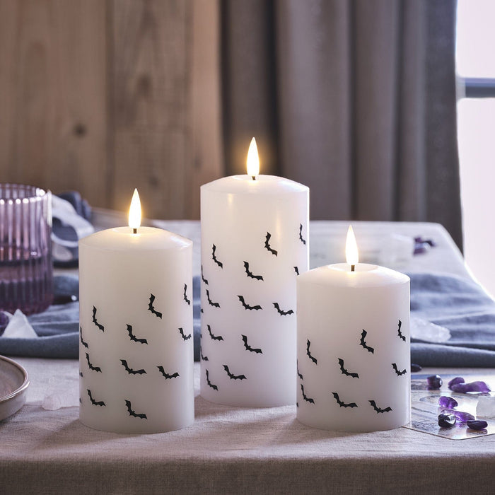 CA24033-4BatsyTruGlow_RealWaxLEDPillarCandles.jpg