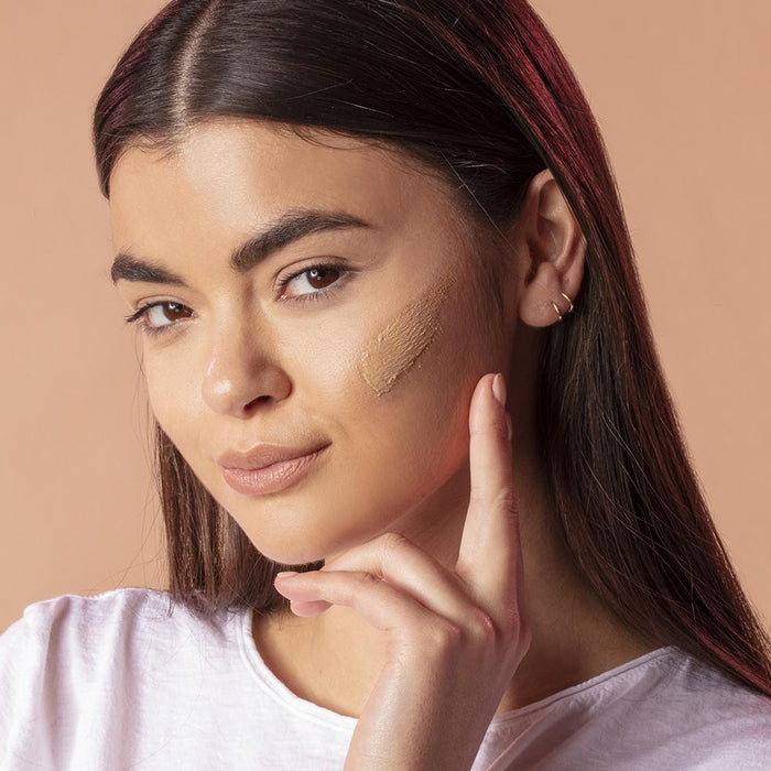 Medium -- Winky Lux Foundation White Tea Tinted Veil Moisturizer